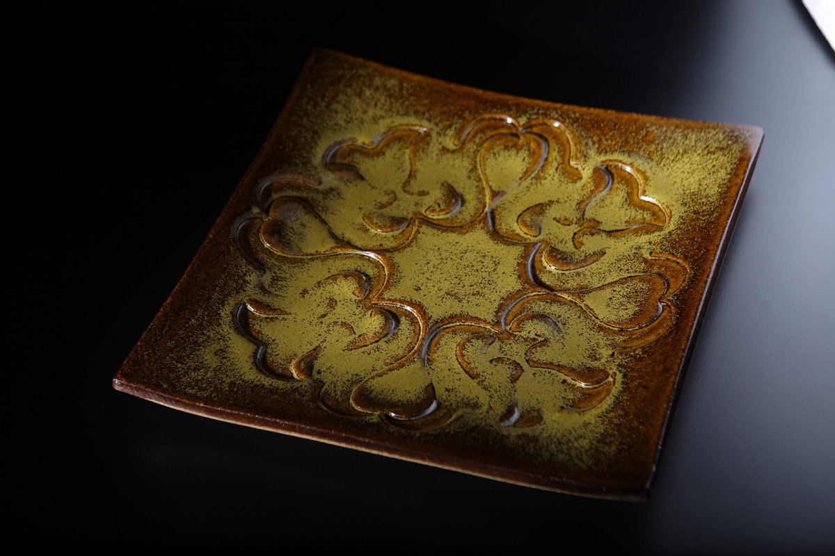 [034-02-02-04-017.JPG]