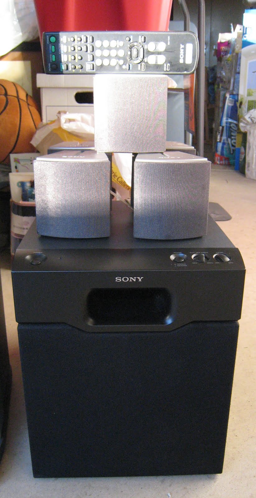 For Sale **SOLD SONY Trinitron WEGA Flat Screen TV with speakers