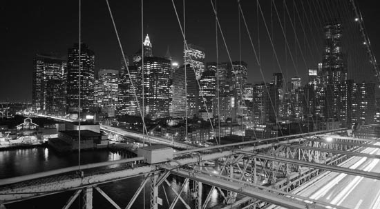 [new-york-manhattan-brooklyn-bridge-night-421702.jpg]