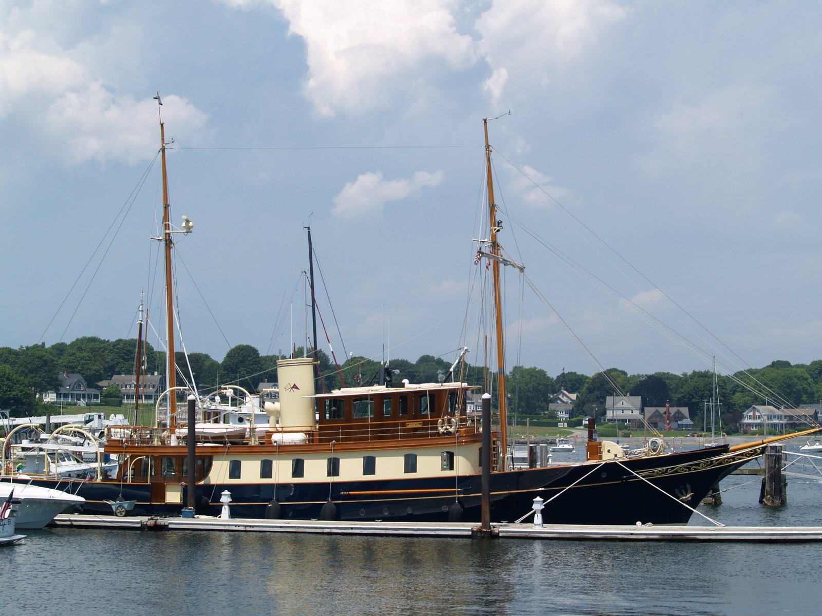 [Jamestown+Visit+July+2009+016.jpg]