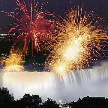 Canada+day+fireworks+2010