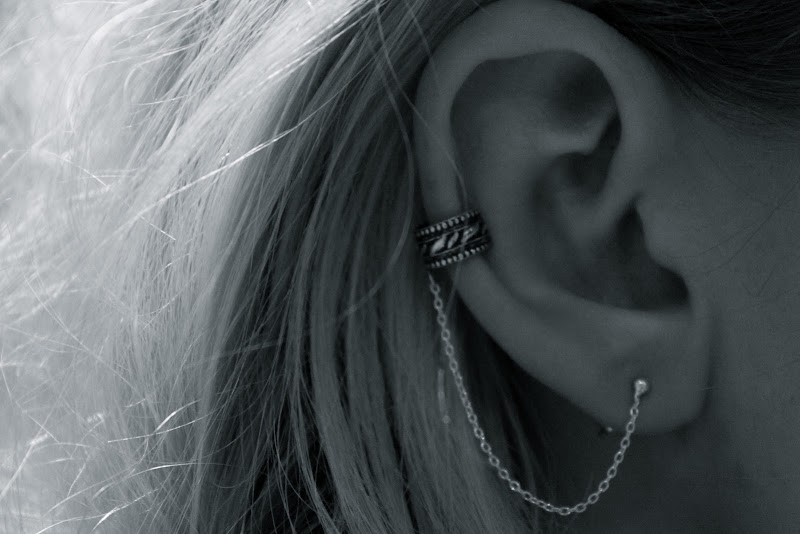 Sterling silver SMALL ear cuff with chain title=