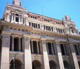 OTRA VEZ LA VISTA LAS TABLAS DE LA LEY, DESPUÉS DE DÉCADAS DE CHAPAS