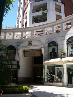 CASA DEL ÁNGEL SUCRE E/ CUBA Y ARCOS