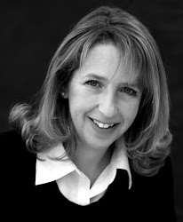 "Tudo está escrito nos espaços brancos que ficam entre uma palavra e a seguinte."