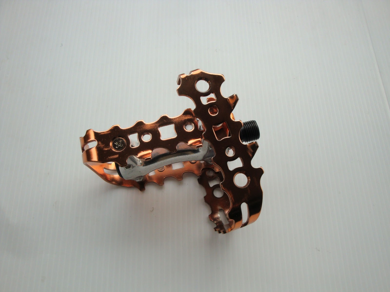 Fixie Bicycles Copper plated bicycle pedals!