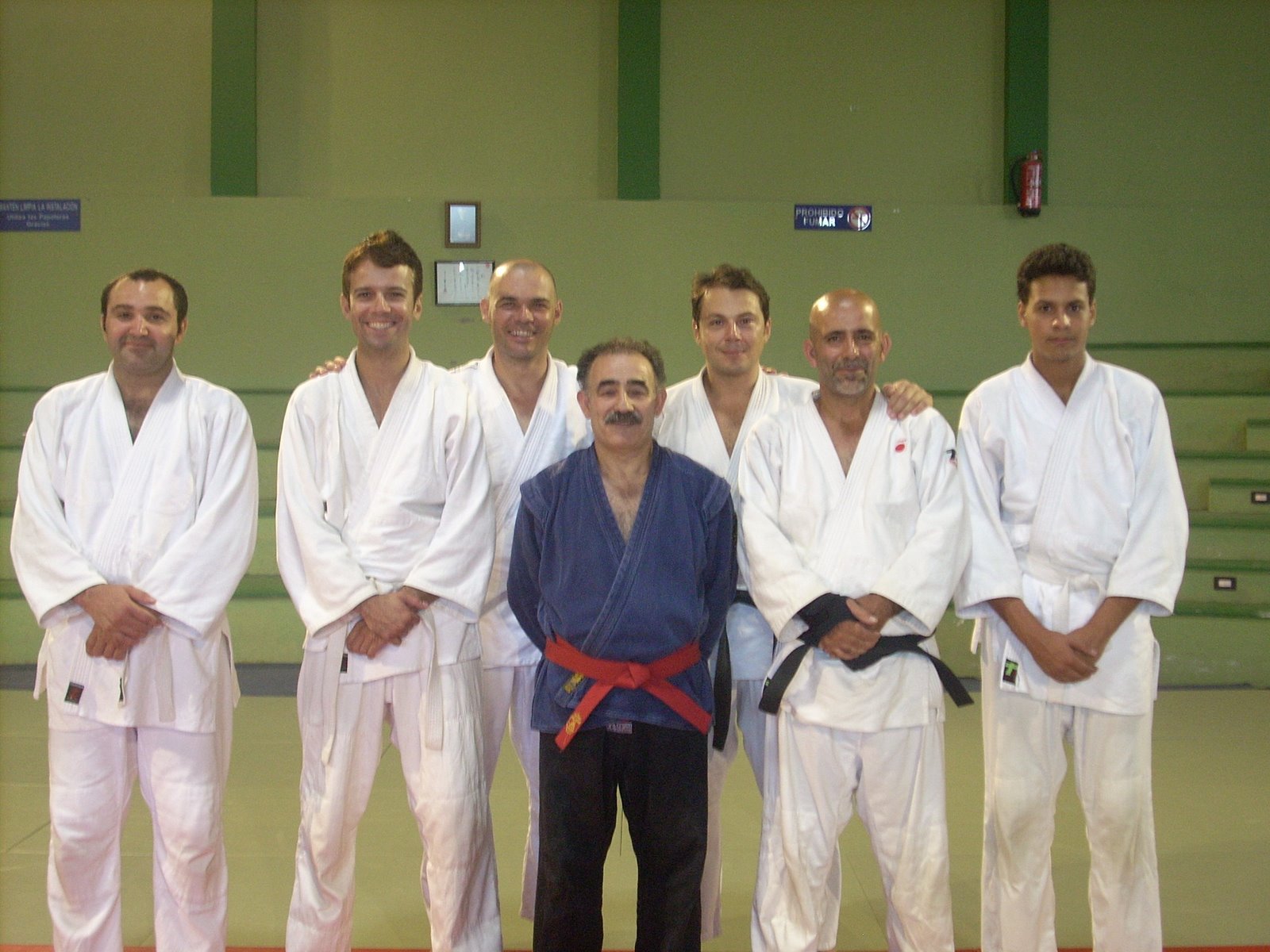 [DSCN1264.JPG]