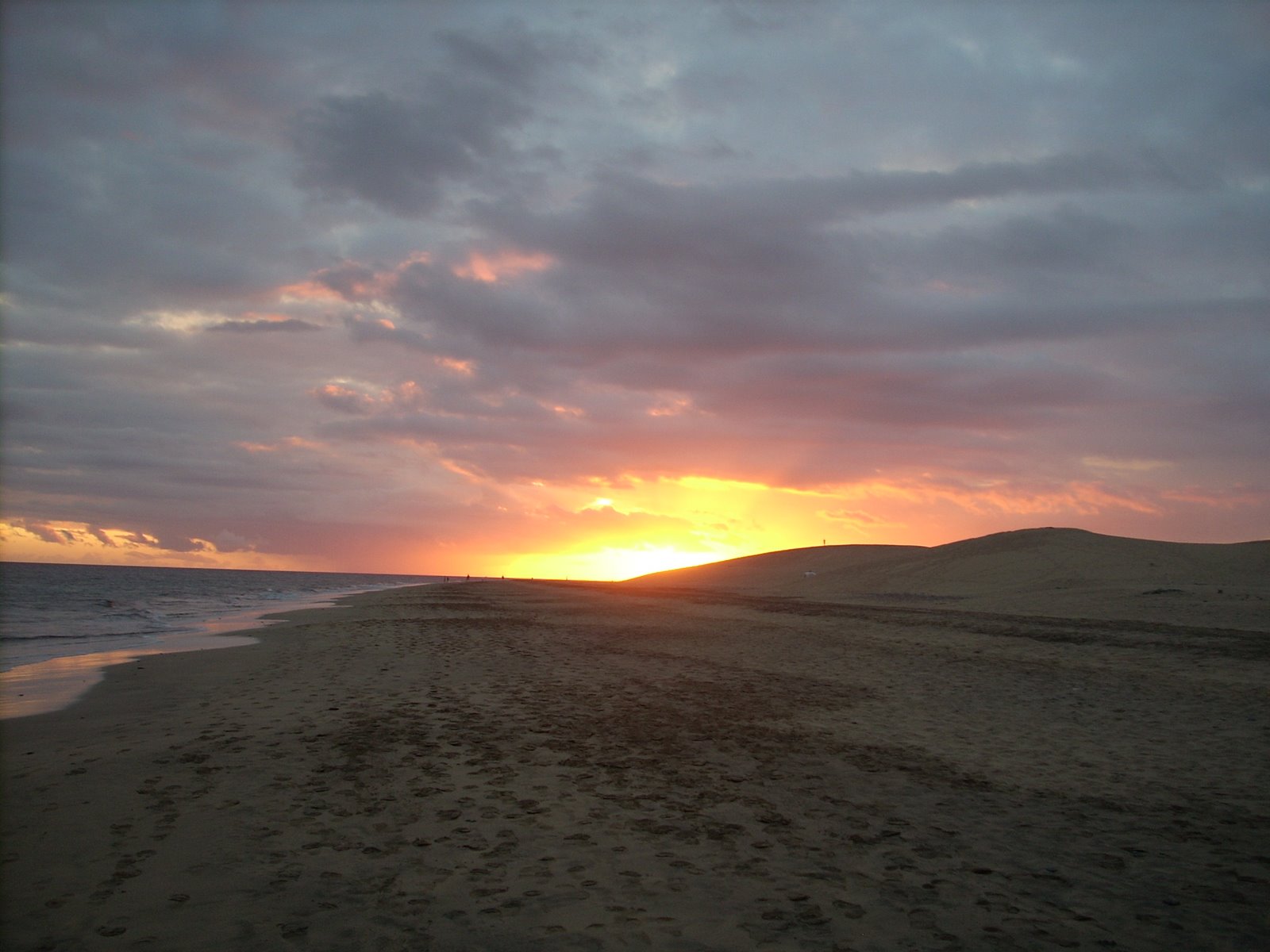 [DSCN1577.JPG]