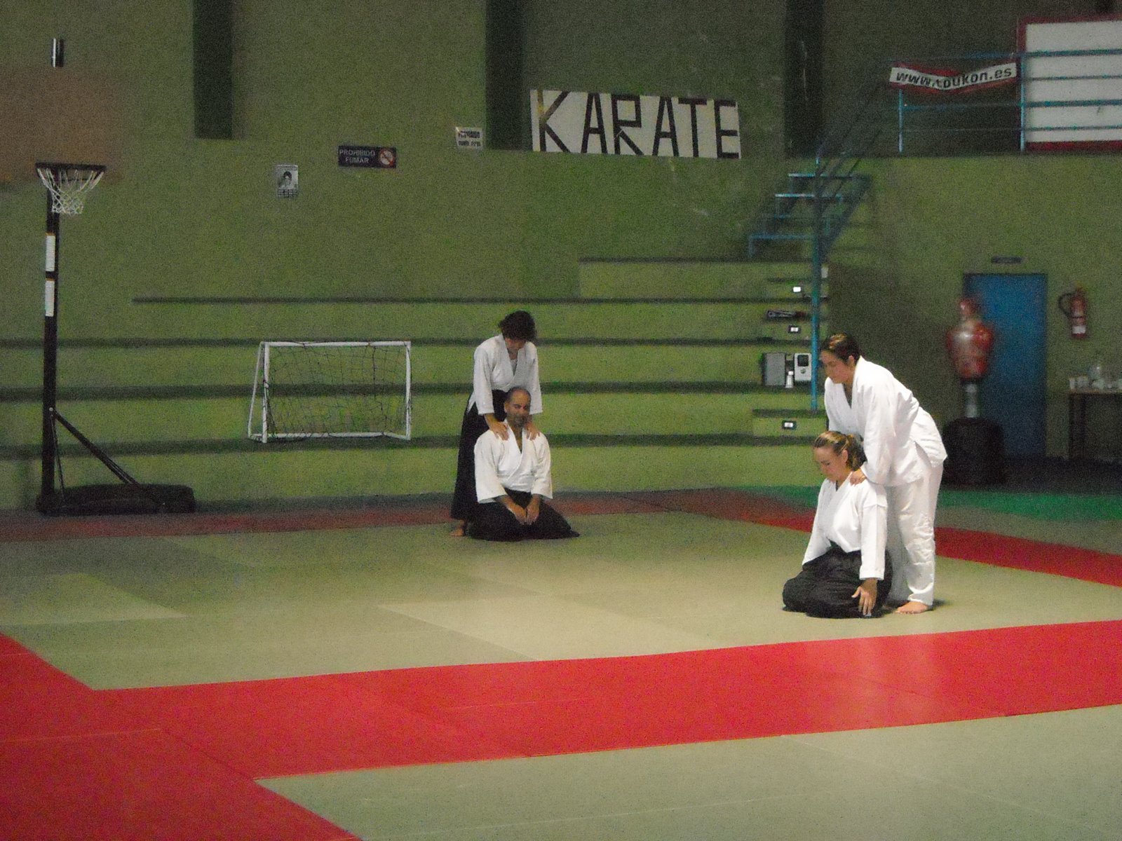 [DSCN0758.JPG]