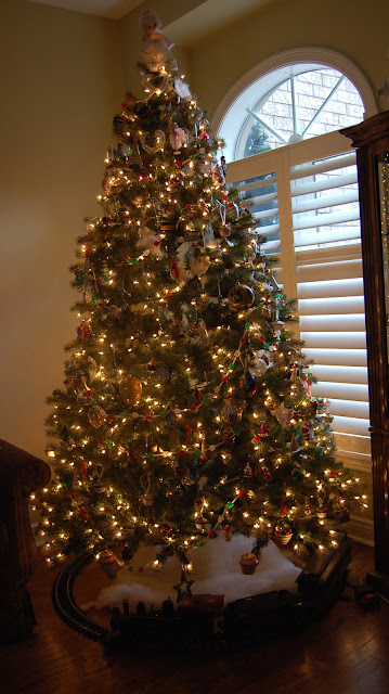 Christmas tree decorated related background wallpapers myfreetextures Breath of Fresh Air: December 2010