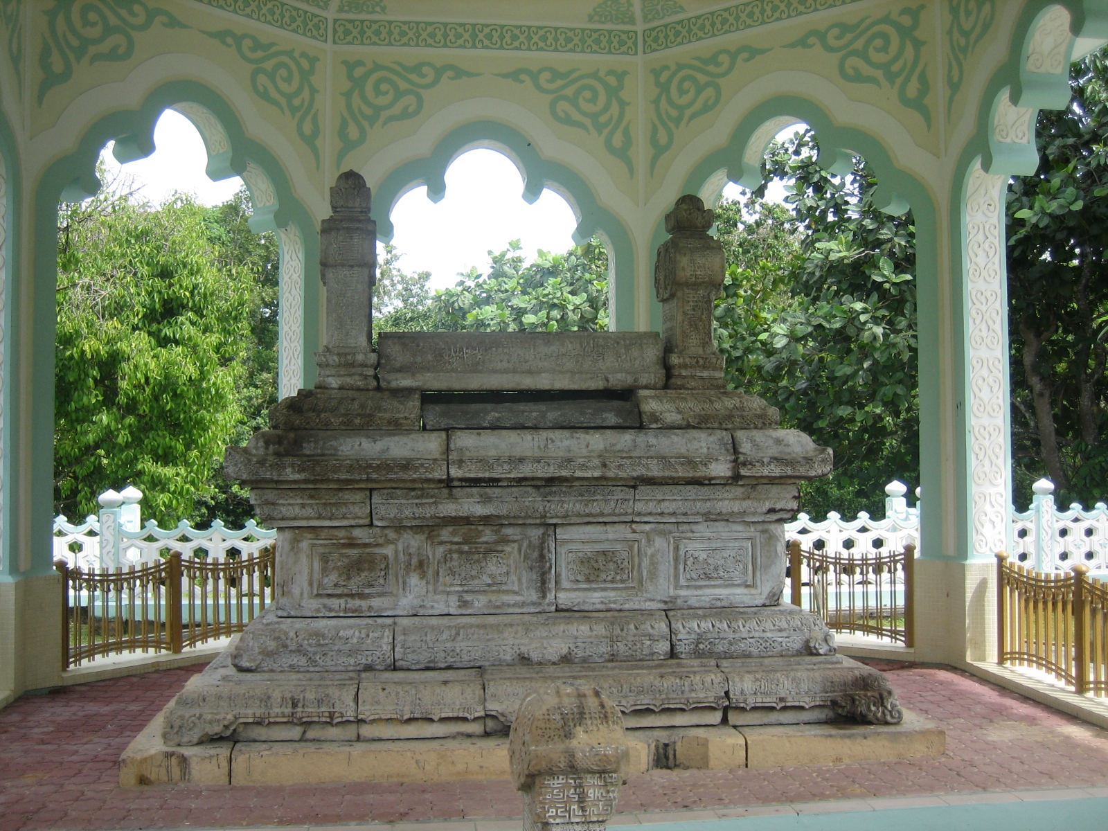 Unit Tanah-Tanah Perkuburan Islam: S. U. T, K. H. E. U TELAH MELAWAT