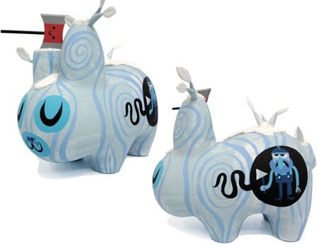 [icelabbit_frontish.jpg]