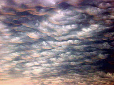 صورنادرة للسحب سبحان الله Mammatus+Clouds+2