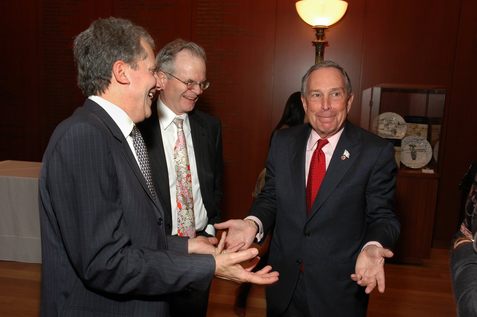 [arthur+bloomberg+paul.JPG]