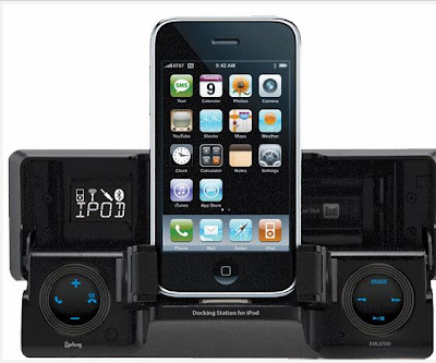 Iphone  Dock on Technocratic Zone  Car Stereo Transforms Into An Ipod Dock