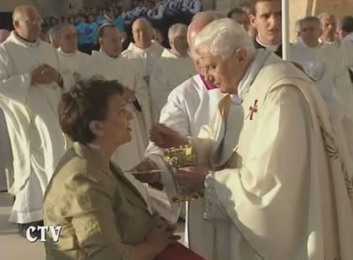 Fr Ray Blake's Blog Communion on the Tongue