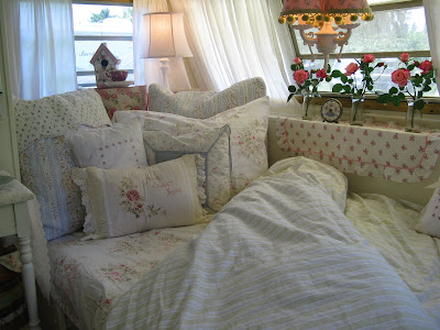 Rose Vine Cottage: December 2008