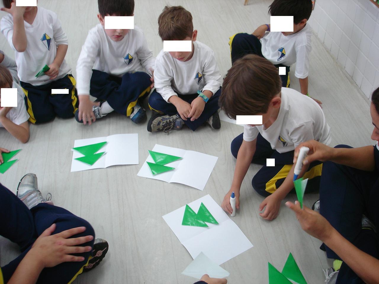 [pinheiro=colando+sem+olhos.JPG]