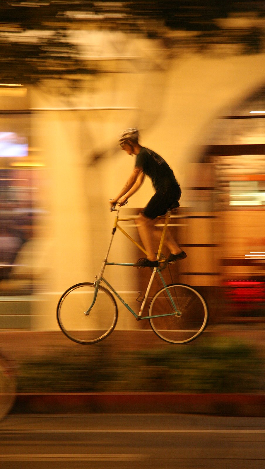 [2008-10-08+2302127.JPG]