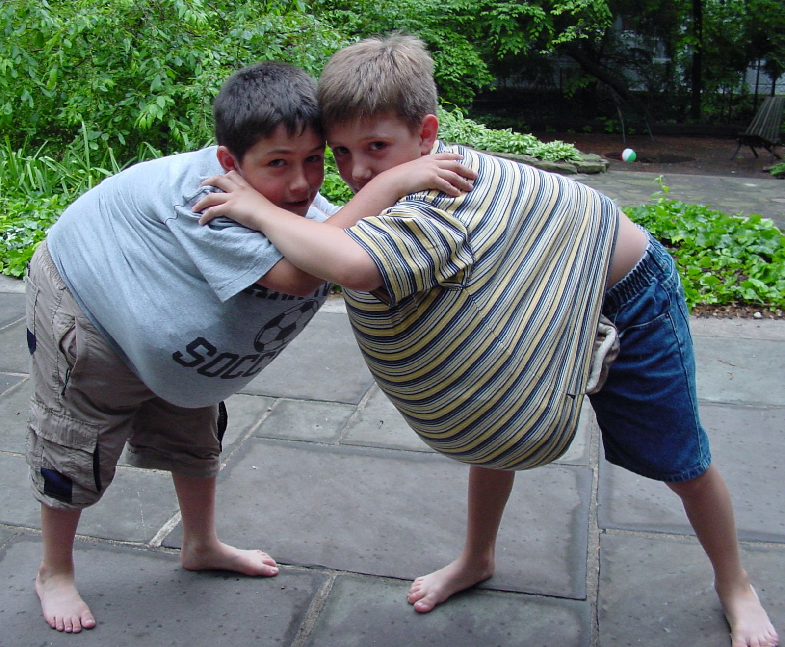 [2001-05-18+081225+2.JPG]