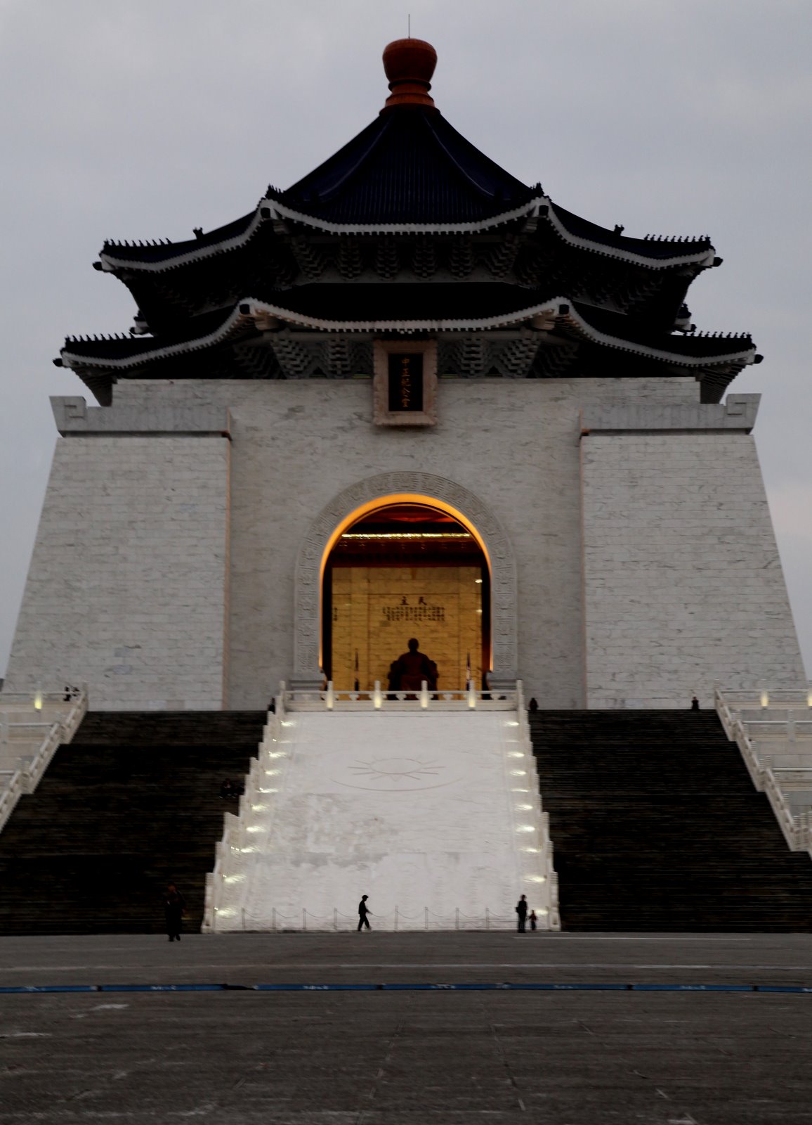 [2009-12-02+041446+108.JPG]