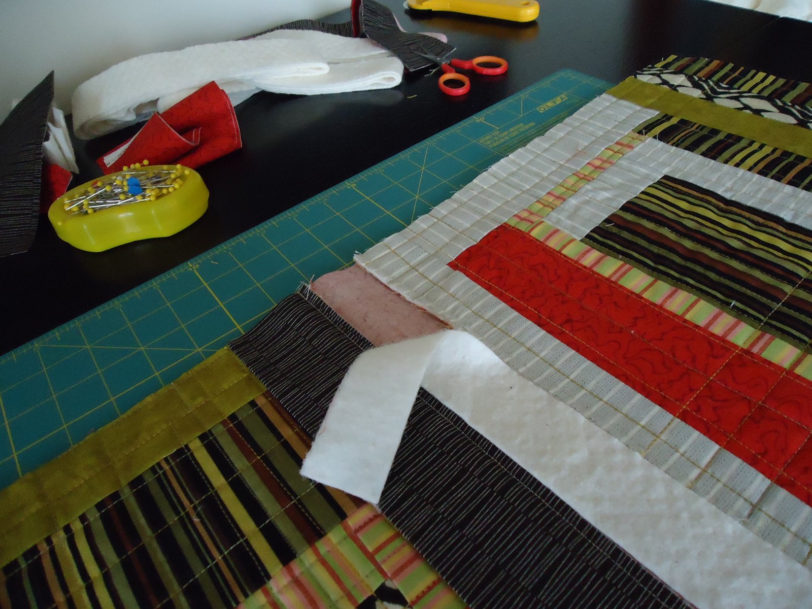 The Quilting Edge Tutorial/QAYG 4/Joining the Blocks