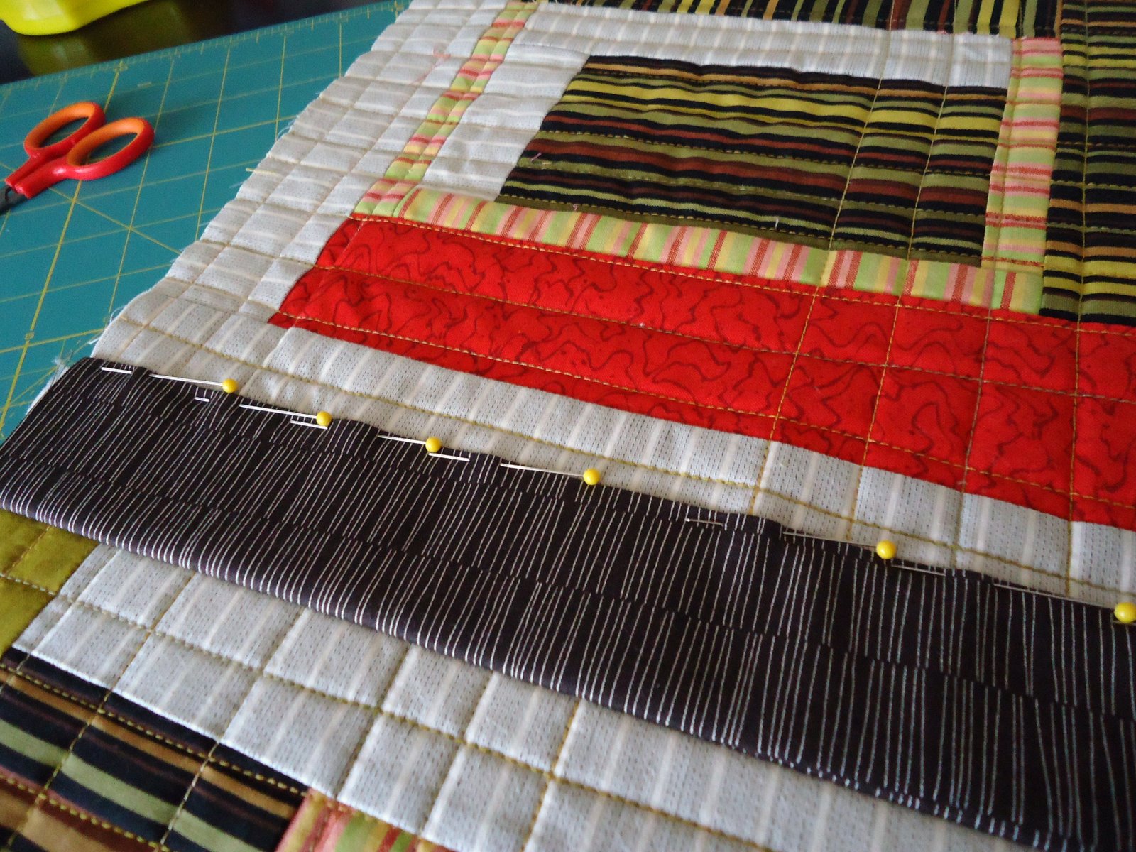 The Quilting Edge Tutorial/QAYG 4/Joining the Blocks