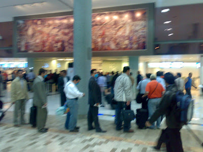 El AICM la mañana del 27 de Abril 2009