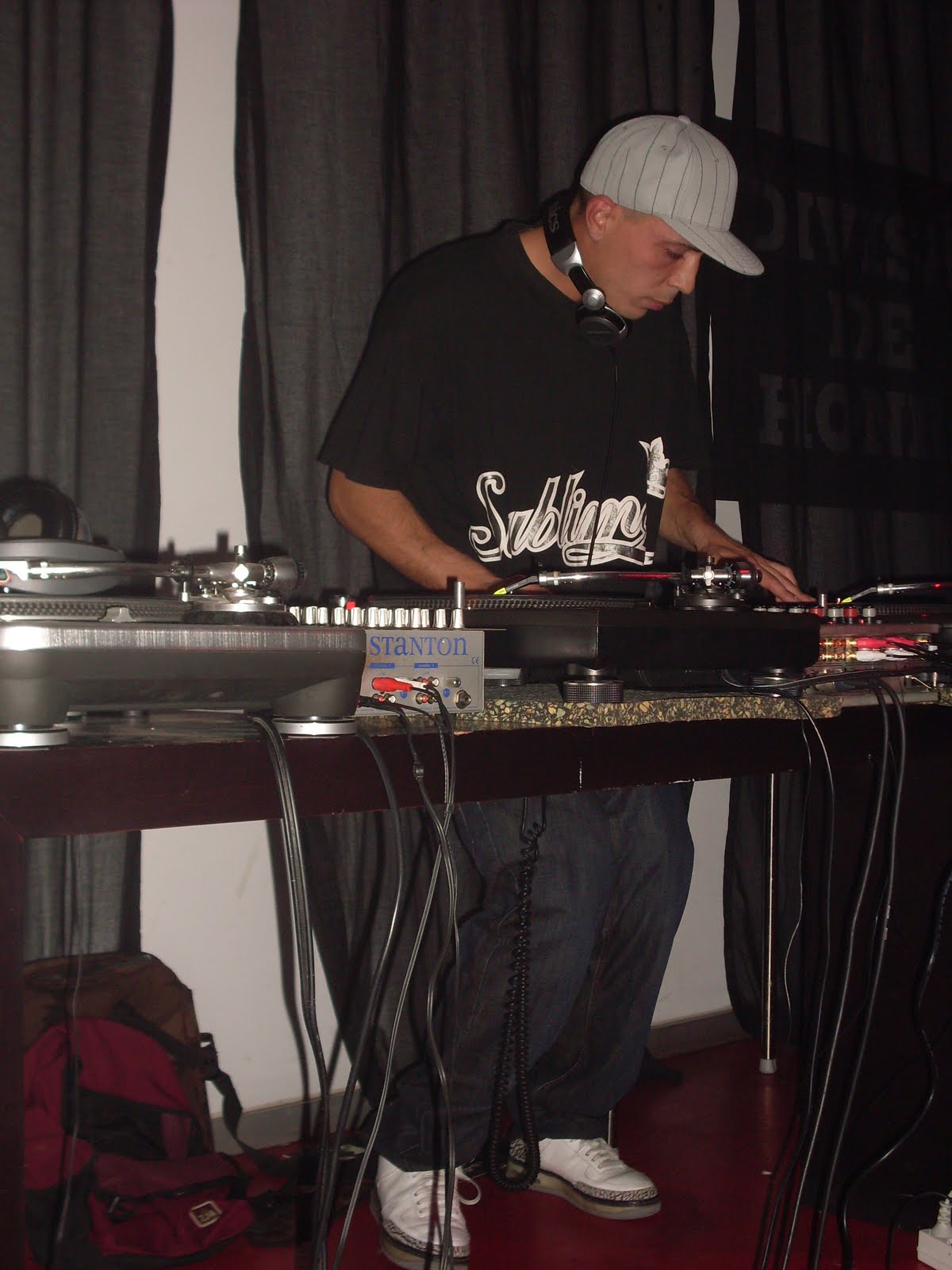 [DJ+Yoke+Pin+Up.JPG]