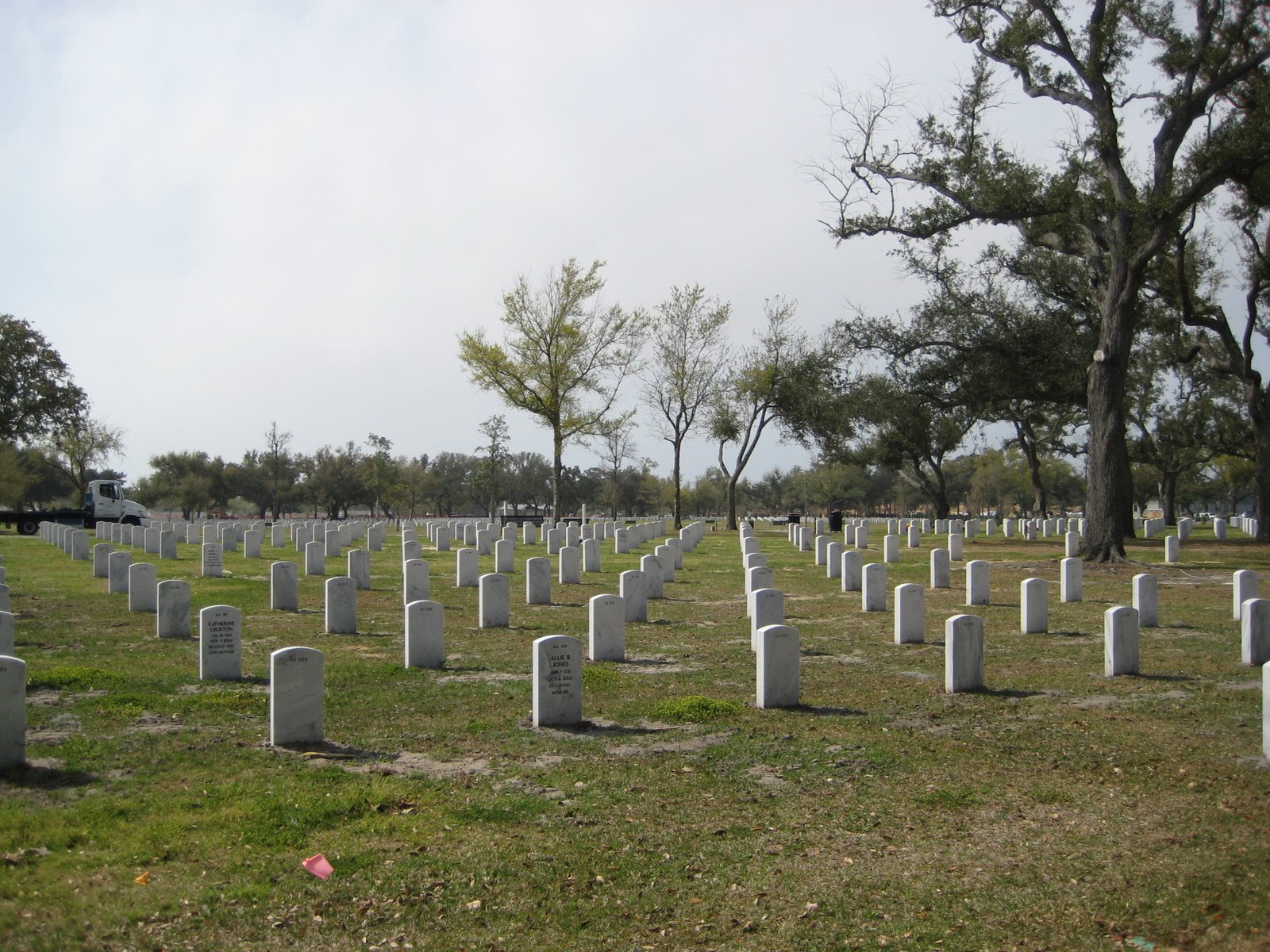 [Biloxi+National+Cemetery+(3).JPG]