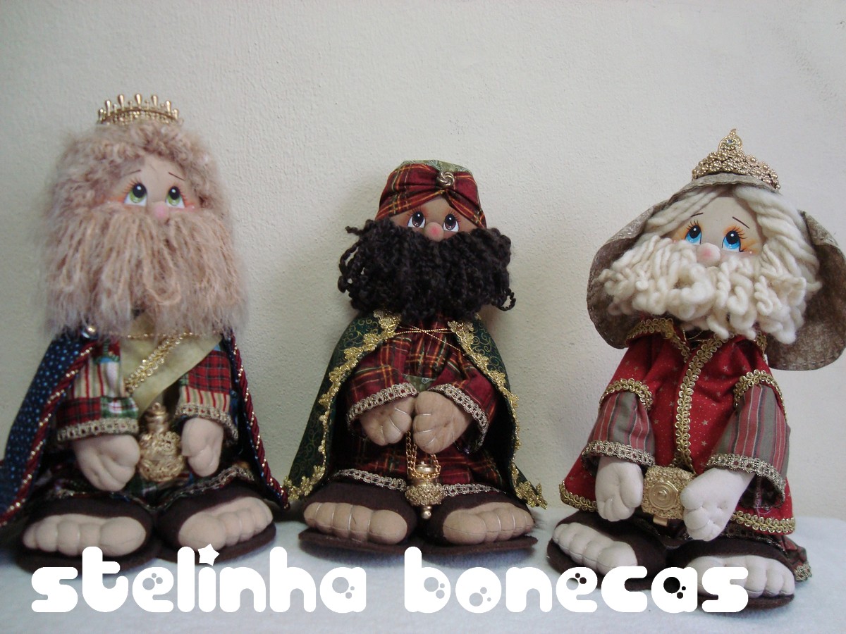 http://1.bp.blogspot.com/_gq8S76AQyCE/TOpdVLDgEDI/AAAAAAAAAf0/vmRnbnWOZSU/s1600/4reis%2Bmagos.JPG