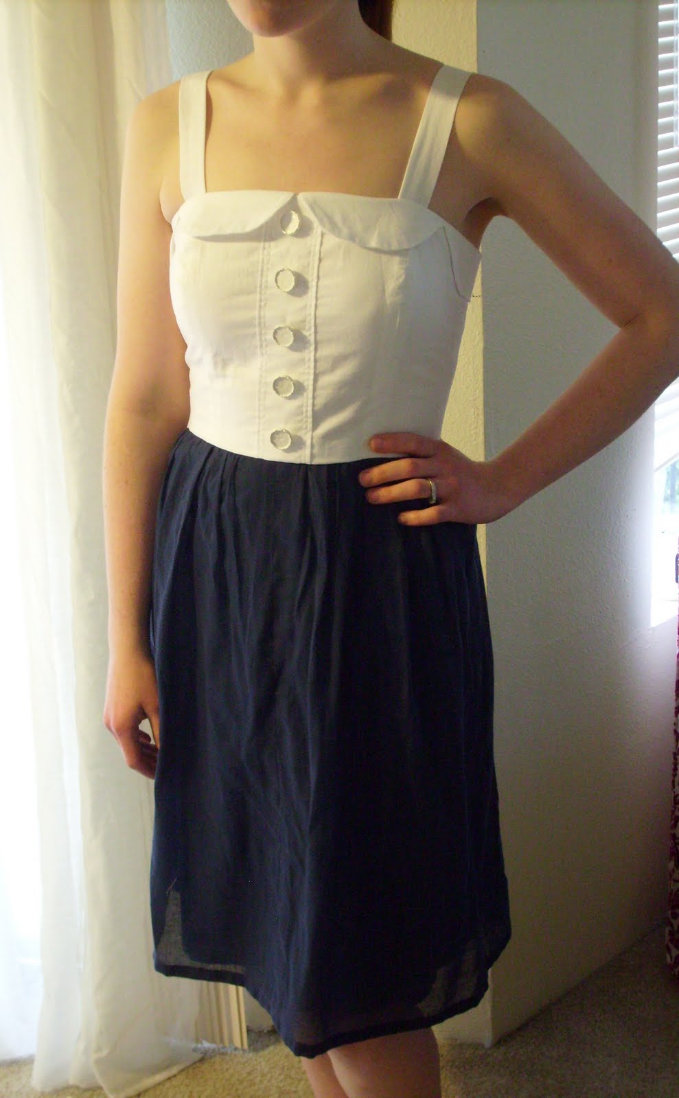 My twist on a navy and white dress and a collar band tutorial / Create