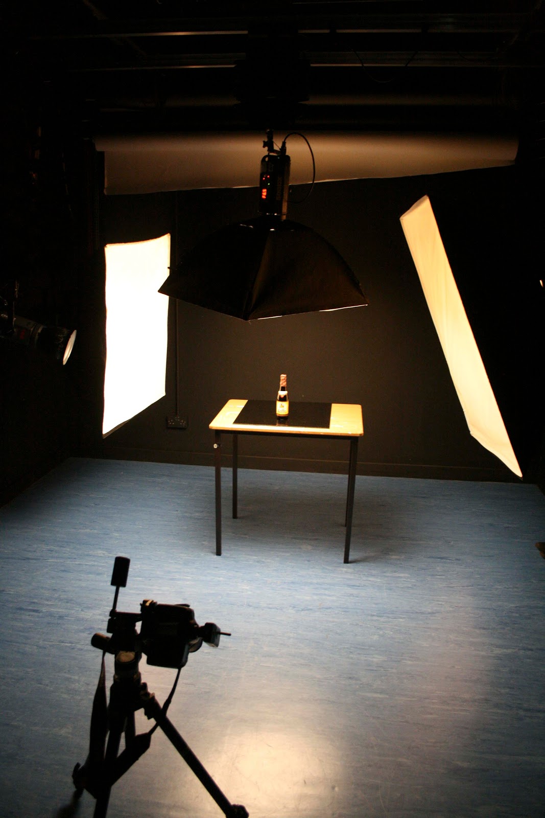 Tom Turner Short Studio Assignment 1 Dark Field Lighting