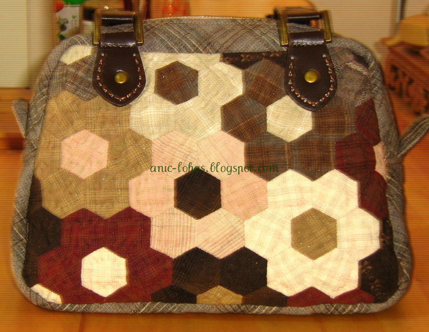 Anything handmade.... Bag Project 4 Hexagon Patchwork Bag