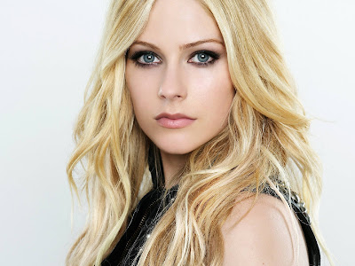 Celebrity Wall Paper on Avril Lavigne For Wallpapers