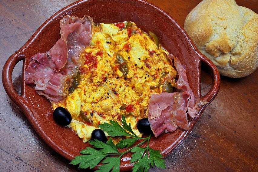 [OVOS+MEXIDOS+C+PIMENTOS.jpg]