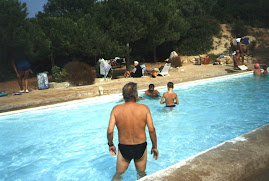 Bernard dans la source chaude