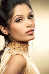 [Freida-pinto-loreal.png]