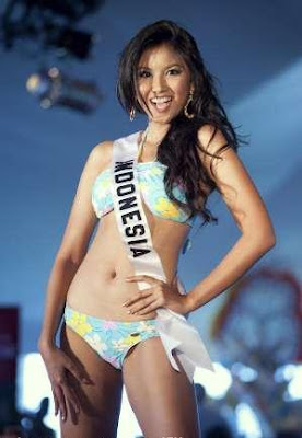 Zivanna Letisha Siregar in Miss Universe 2009 Pageant 
