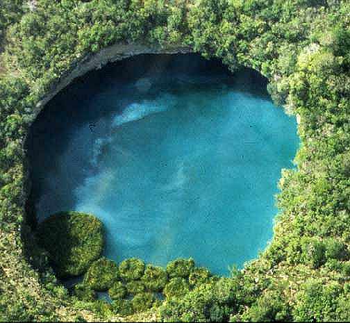 Cenote Maya