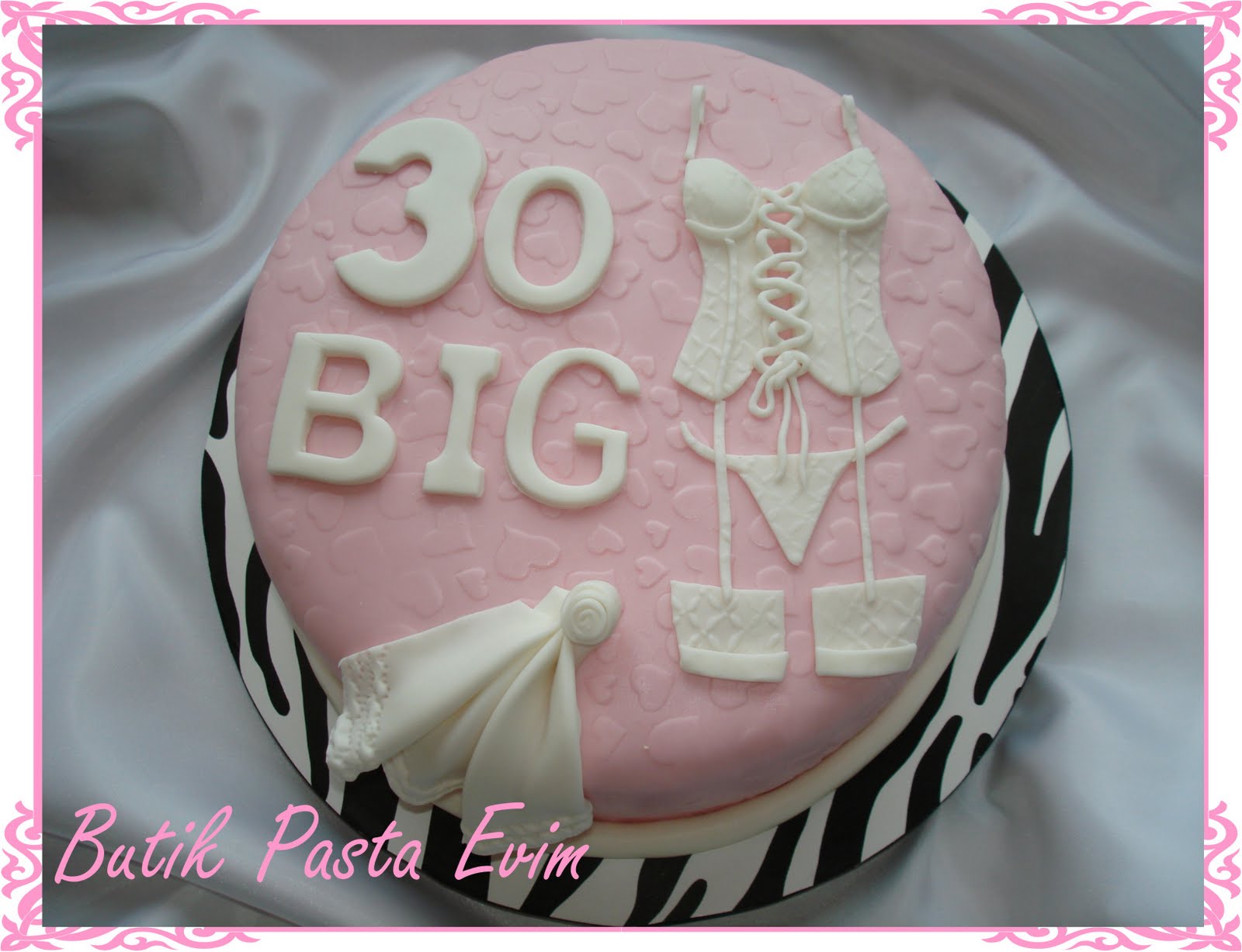 BUTİK PASTA EVİMDENİZLİ 30 Yaş Pastası…