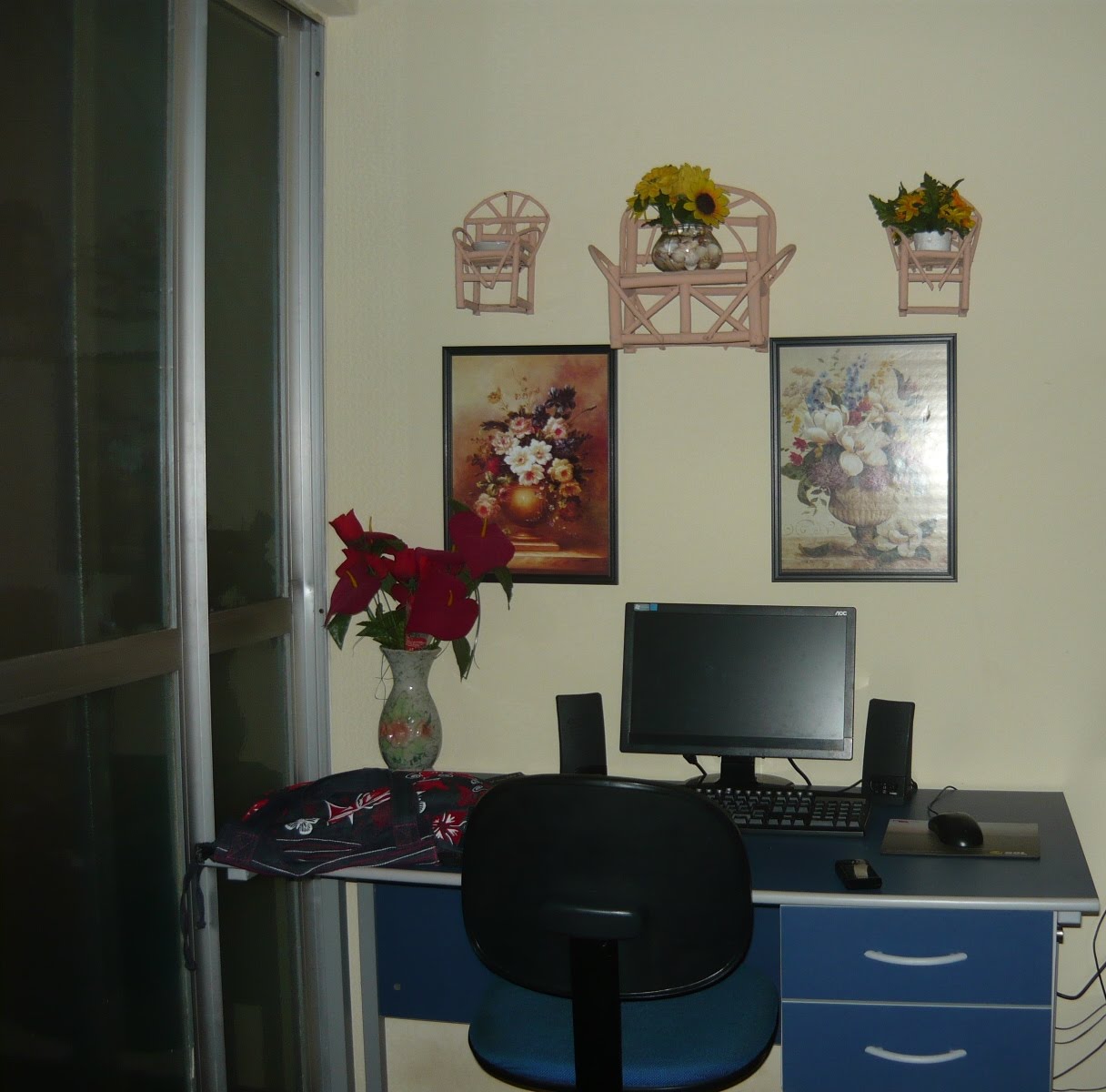 [P1030060.JPG]