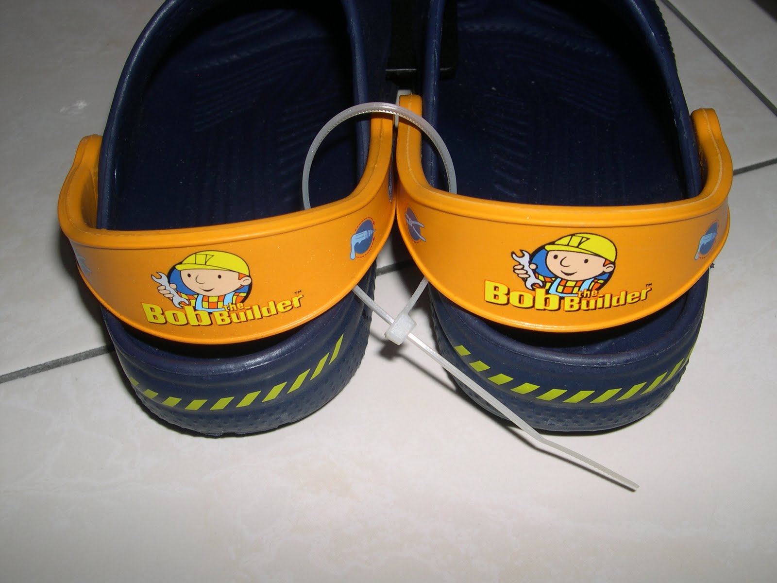 bob the builder crocs