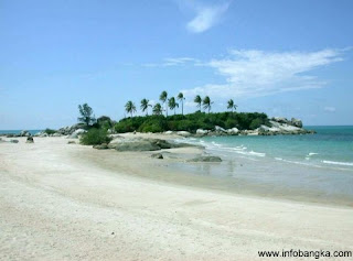 Pantai Parai Tenggiri, Bangka Belitung