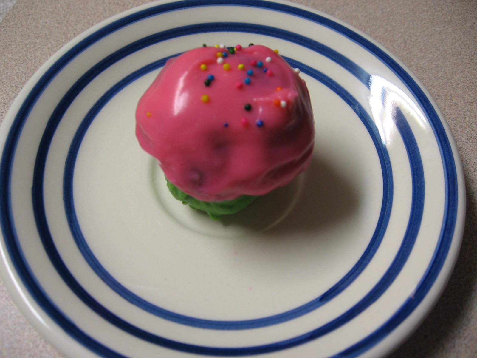 [Cupcake.JPG]