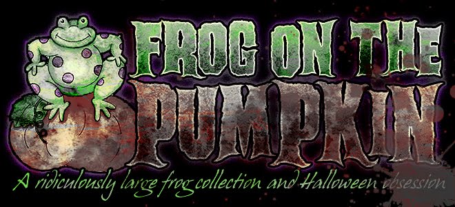 Frog on the Pumpkin