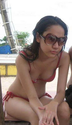 FOTO BIKINI BUNGA CITRA LESTARI FOTO BIKINI BUNGA CITRA LESTARI