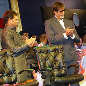 Sachin Tendulkar with Amitabh Bachchan Sachin Tendulkar with Amitabh Bachchan