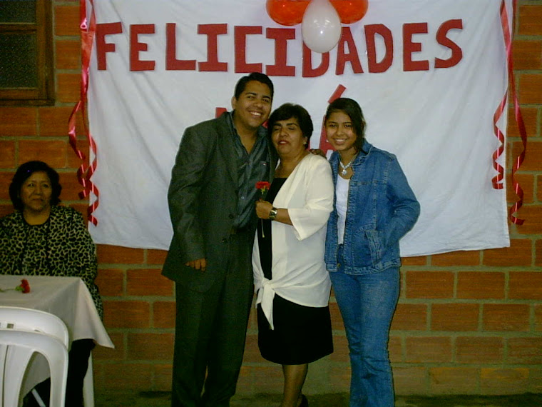 JUAN CARLOS Y FAMILIA