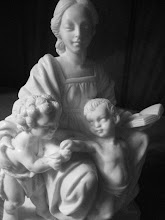 Madonna Del Cardellino